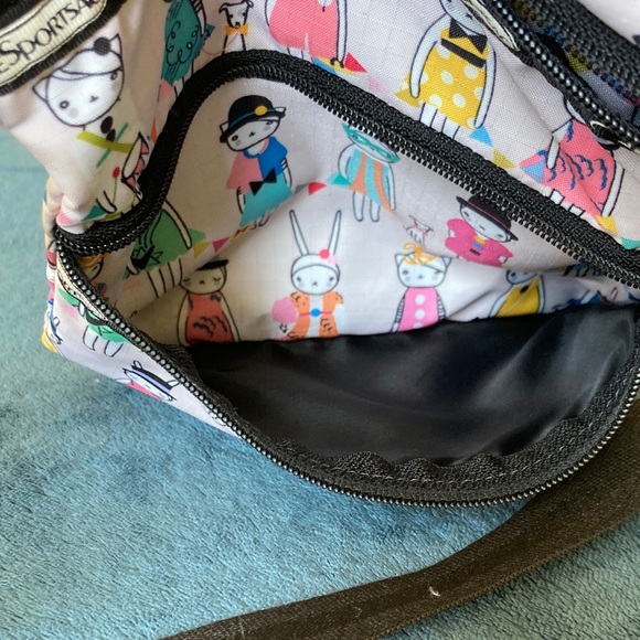 LeSportsac limted edition Fifi Lapin Vaudeville Bunnies 3-Zip Crossbody - Picture 9 of 11